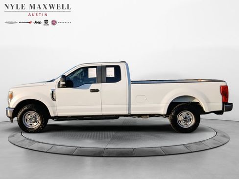 Used 2022 Ford F250 XL w/ Power Equipment Group RWD image 13