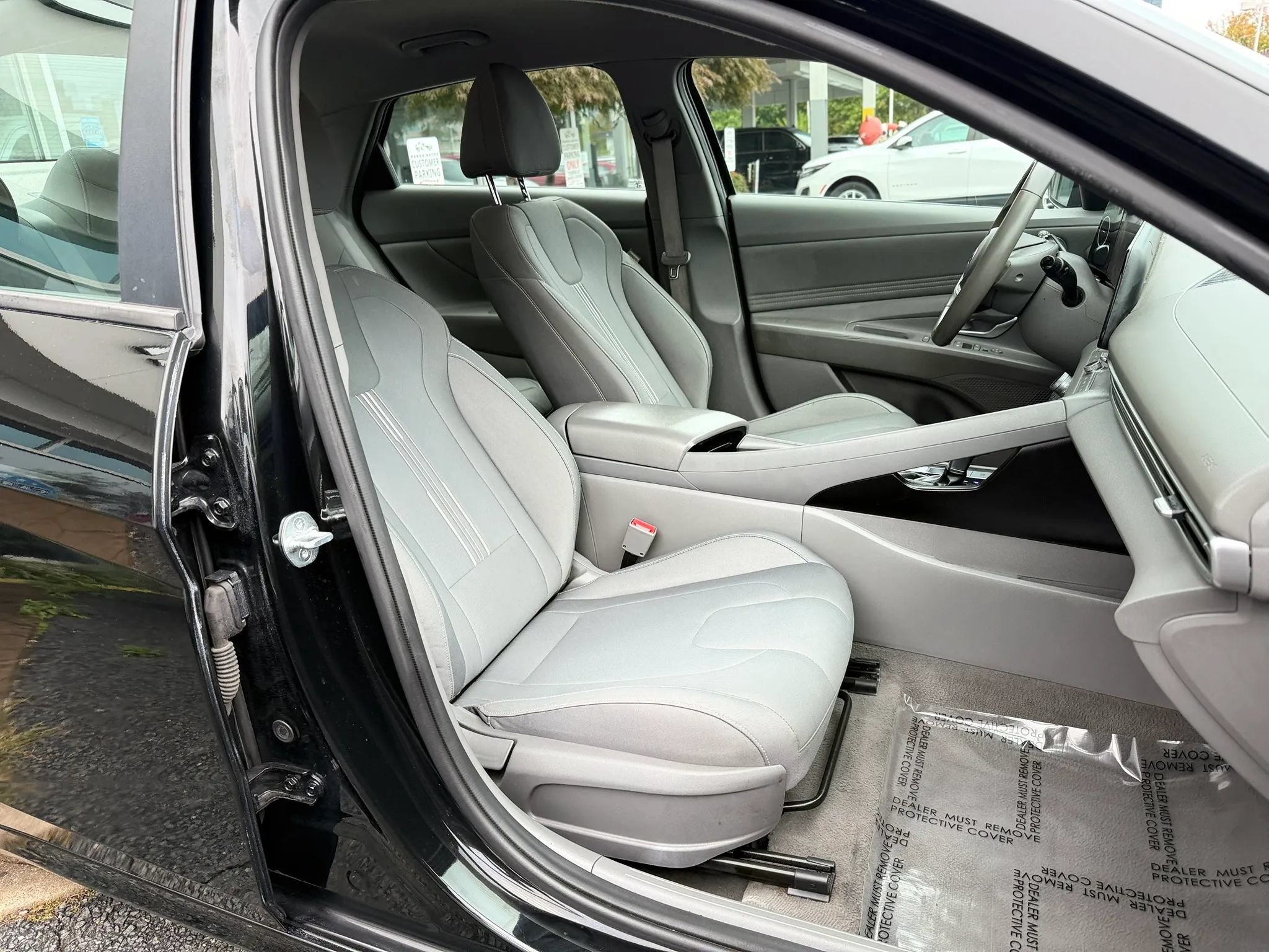 Used 2023 Hyundai Elantra SEL w/ Convenience Package FWD image 35