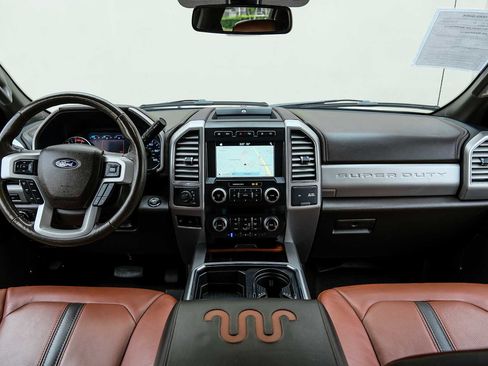 Used 2019 Ford F450 King Ranch w/ King Ranch Ultimate Package AWD/4WD image 17