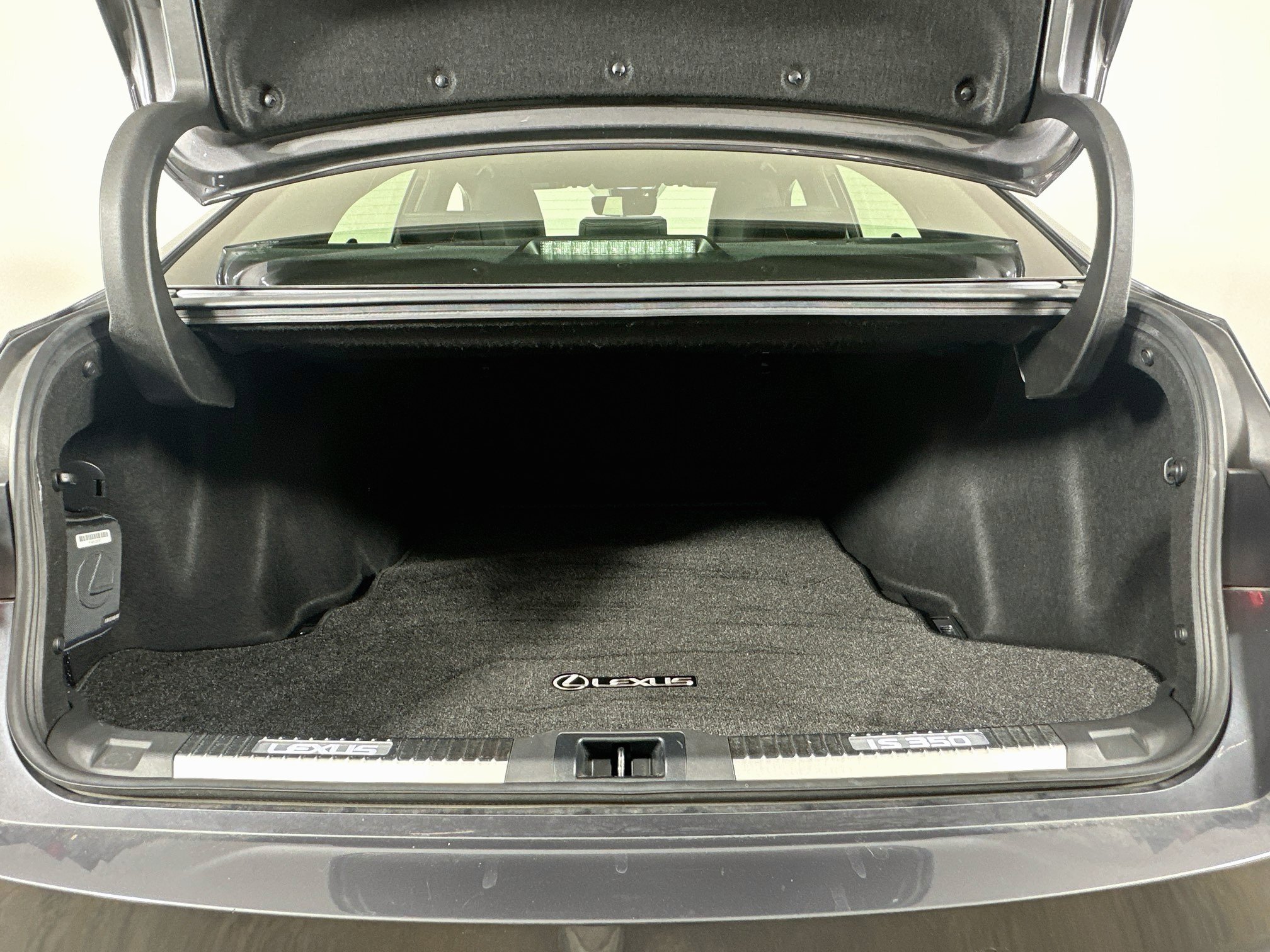 Used 2022 Lexus IS 350 F Sport RWD image 30