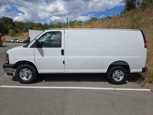 New 2025 Chevrolet Express 2500 w/ Driver Convenience Package RWD image 2