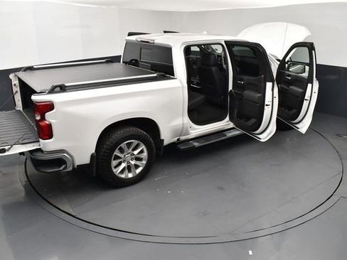 Used 2021 Chevrolet Silverado 1500 LTZ AWD/4WD image 30