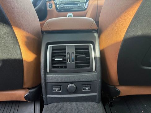 Used 2017 BMW 330i Gran Turismo xDrive image 30