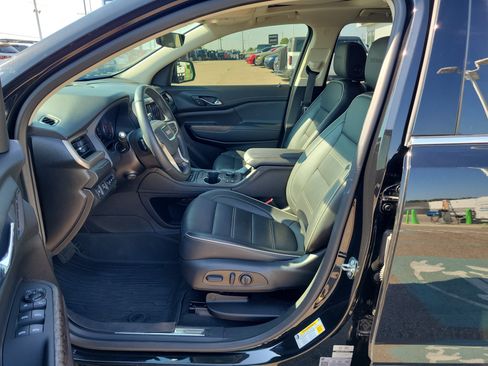 Used 2023 GMC Acadia Denali w/ Black Diamond Edition AWD/4WD image 16