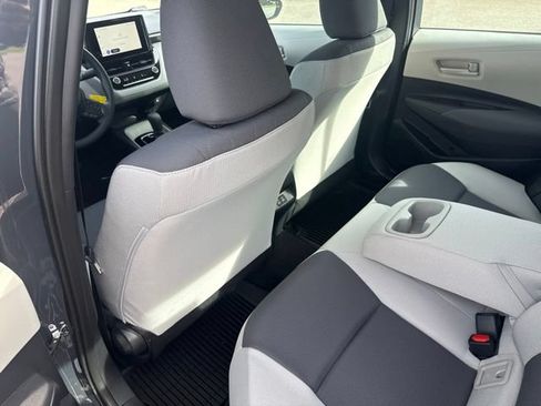 Used 2024 Toyota Corolla LE FWD image 19