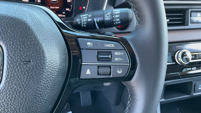 Used 2026 Honda Pilot Touring image 13