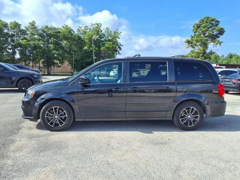 Used 2017 Dodge Grand Caravan GT FWD image 9