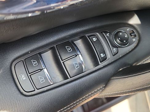 Used 2015 INFINITI QX80 4WD image 23