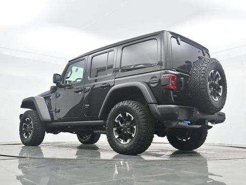 Used 2025 Jeep Wrangler Unlimited Rubicon 4xe w/ Steel Bumper Group AWD/4WD image 29