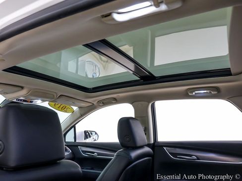 Used 2019 Cadillac XT5 Luxury FWD image 17