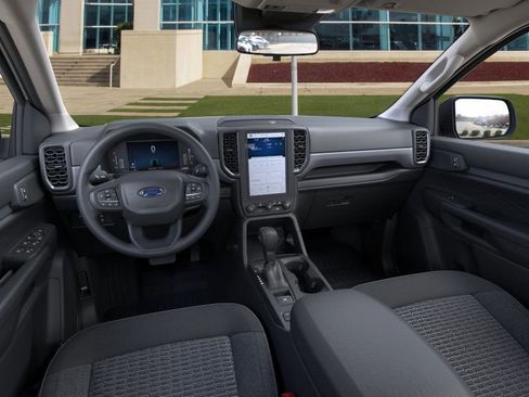 Used 2025 Ford Ranger XL image 9