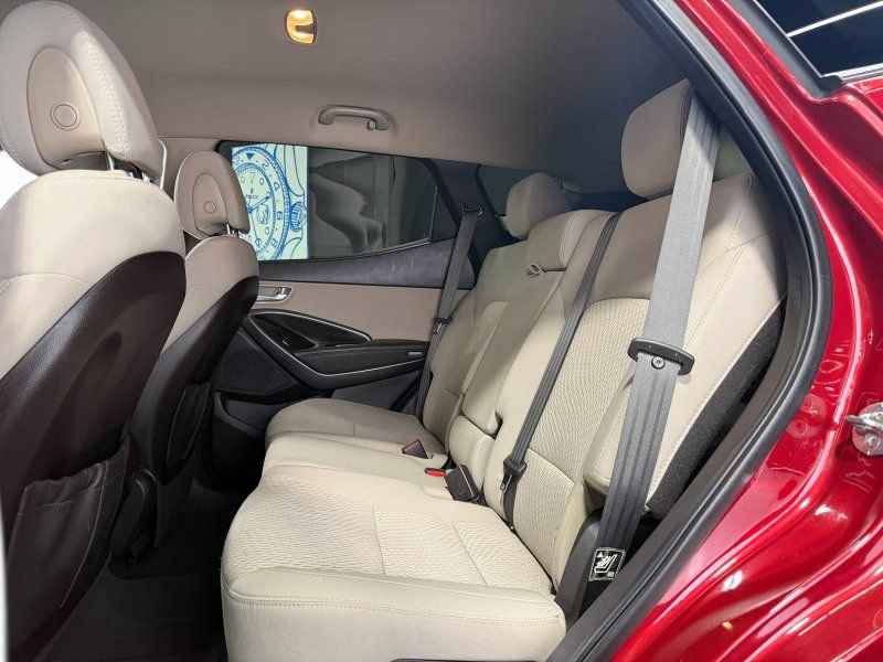 Used 2017 Hyundai Santa Fe Sport FWD image 19