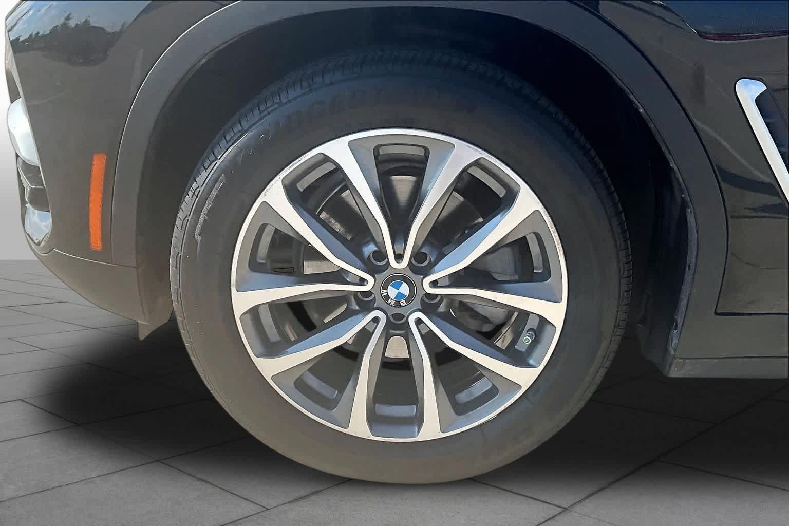 Used 2019 BMW X3 sDrive30i w/ Premium Package RWD image 10