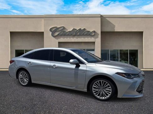Used 2021 Toyota Avalon Limited w/ Advanced Safety Package FWD image 1