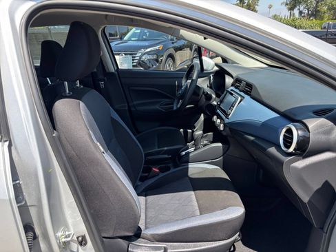 Used 2025 Nissan Versa SV FWD image 35