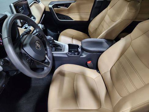 Used 2024 Toyota RAV4 XLE Premium image 26