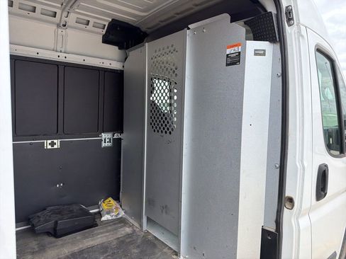 Used 2021 RAM ProMaster 3500 w/ Convenience Group FWD image 10