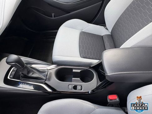 Certified 2025 Toyota Corolla SE w/ SE Package image 22