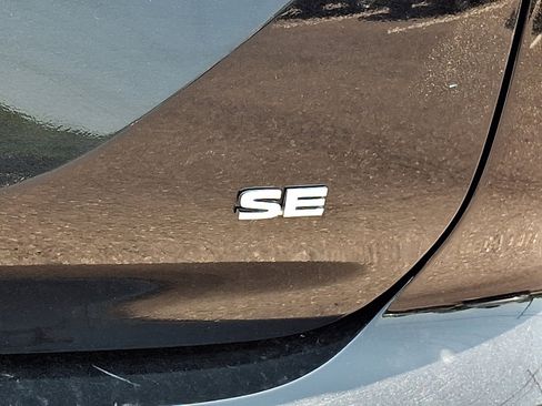 Used 2024 Mitsubishi Outlander SE AWD/4WD image 31