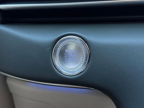 Used 2025 Genesis GV80 3.5T Prestige image 41