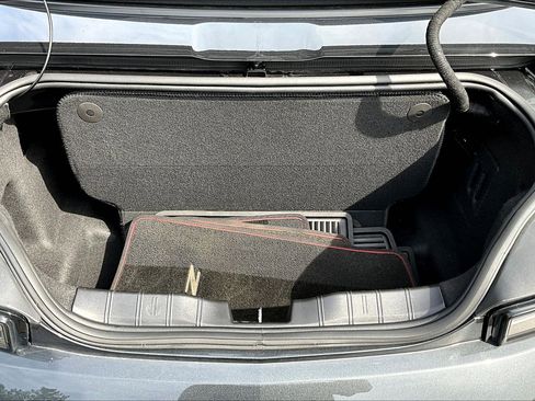 Used 2018 Chevrolet Camaro ZL1 image 33