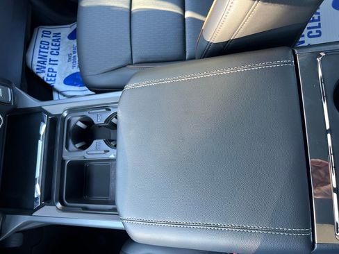 New 2026 Ford F350 Lariat w/ Black Appearance Package image 37