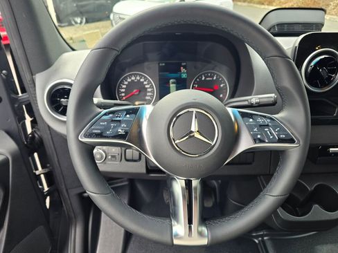 New 2025 Mercedes-Benz Sprinter 2500 image 22