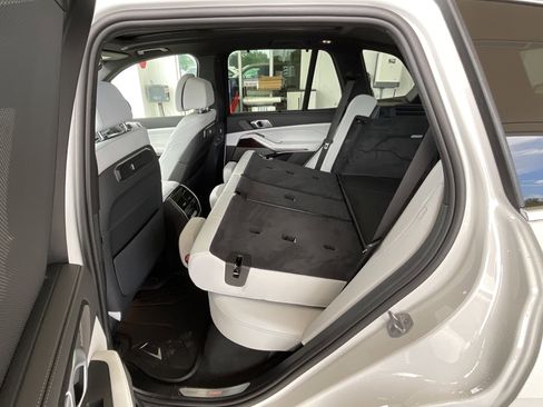 New 2026 BMW X5 sDrive40i image 29