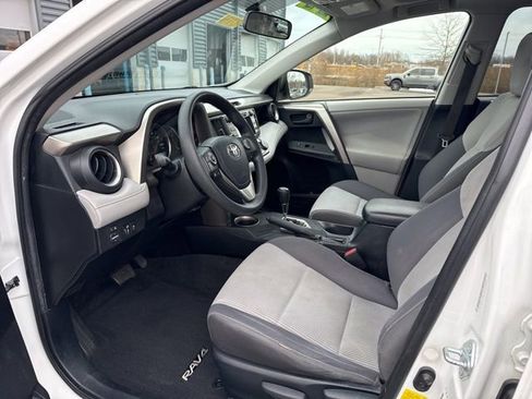 Used 2013 Toyota RAV4 XLE image 11