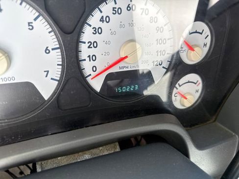 Used 2009 Dodge Ram 2500 Truck SXT AWD/4WD image 19