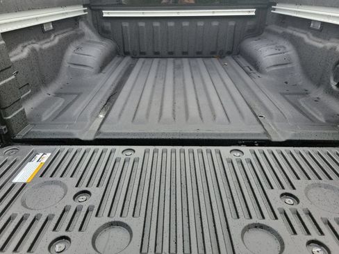 New 2026 Nissan Frontier Pro-X w/ Pro-X Convenience Package RWD image 15
