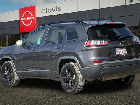 Used 2019 Jeep Cherokee Altitude image 7