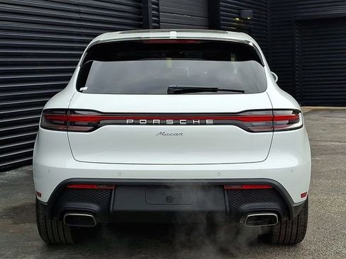 New 2026 Porsche Macan AWD/4WD image 6