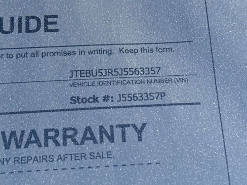 Used 2018 Toyota 4Runner SR5 image 34