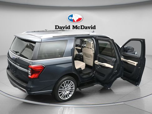 Used 2023 Ford Expedition Platinum RWD image 55