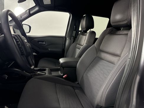 Certified 2023 Nissan Frontier SV w/ Midnight Edition Package image 14