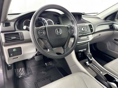 Used 2015 Honda Accord LX image 4