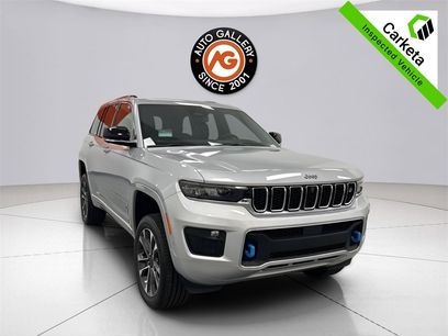 Used 2022 Jeep Grand Cherokee Overland w/ Advanced Protech Group III