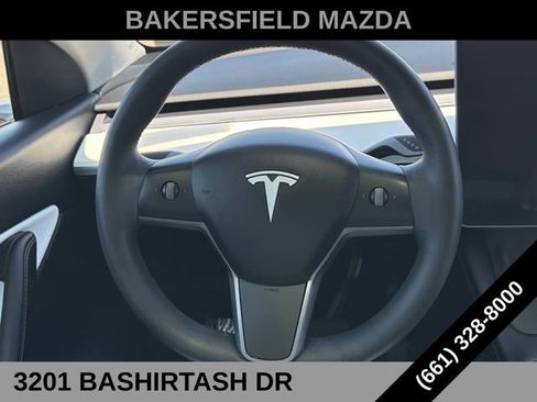 Used 2022 Tesla Model Y Long Range AWD/4WD image 16