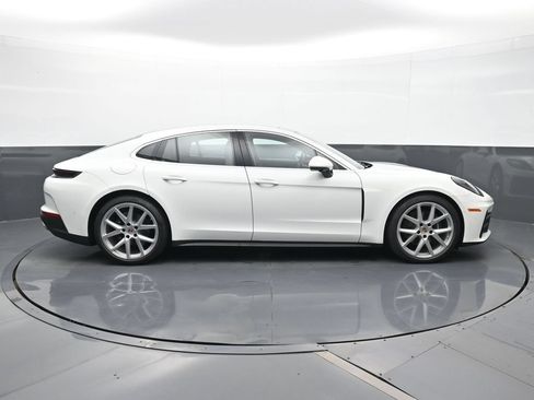 Certified 2026 Porsche Panamera w/ Premium Package RWD image 23