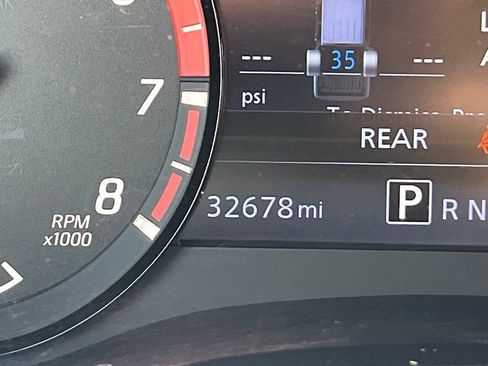 Used 2024 Nissan Frontier Pro-X w/ Pro Convenience Package RWD image 16