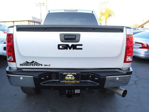 Used 2011 GMC Sierra 2500 SLT w/ SLT Convenience Package image 6