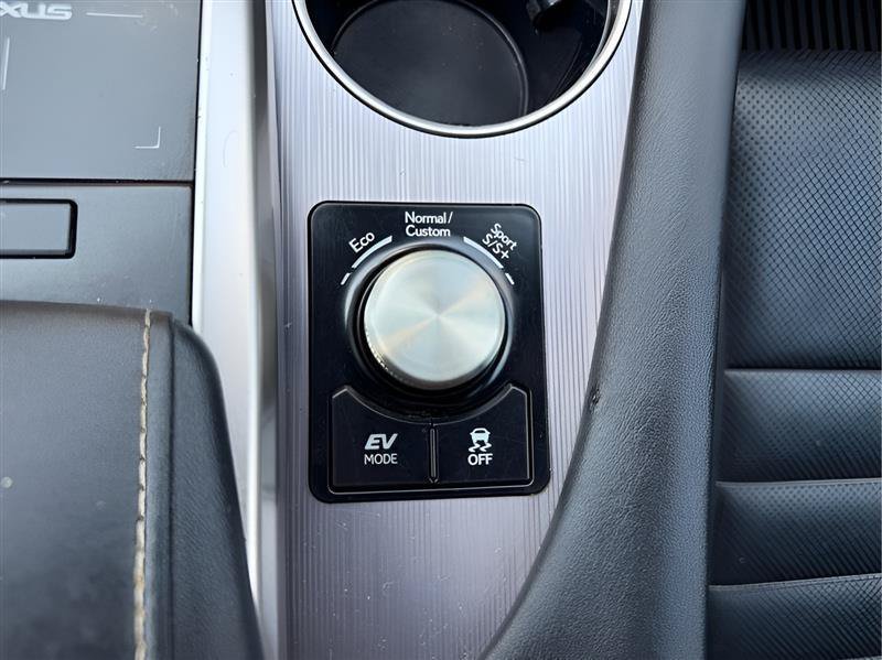 Used 2022 Lexus RX 450h F Sport w/ Accessory Package AWD/4WD image 43