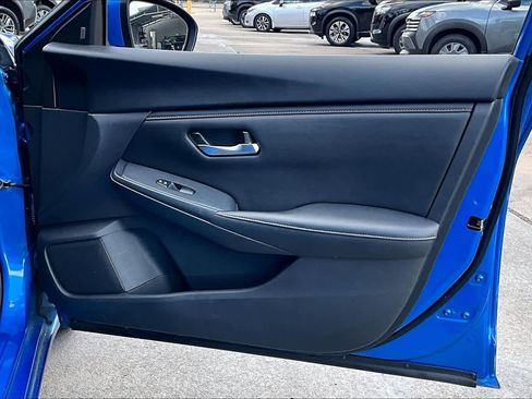 Used 2023 Nissan Sentra SV w/ All-Weather Package image 22