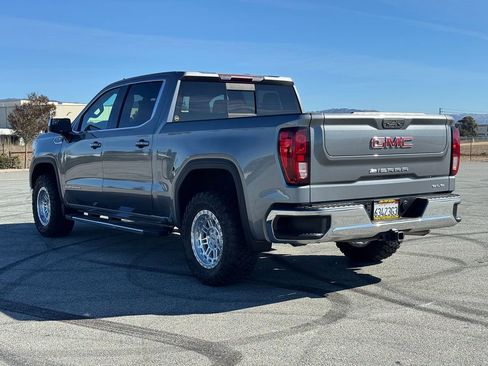 Used 2021 GMC Sierra 1500 SLE w/ Preferred Package image 5