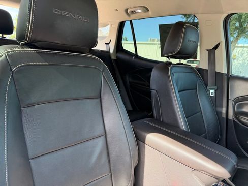 Used 2019 GMC Terrain Denali w/ Comfort Package FWD image 30