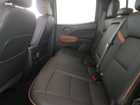 Used 2025 GMC Canyon AT4 w/ Technology Plus Package image 29