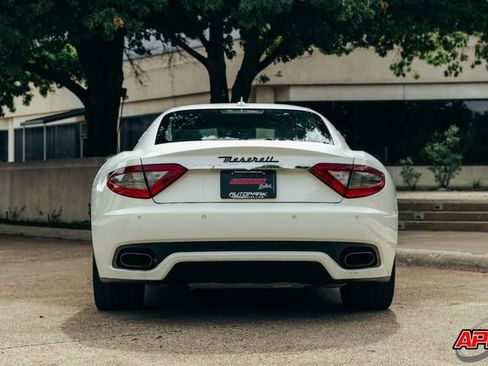 Used 2013 Maserati GranTurismo Sport image 17