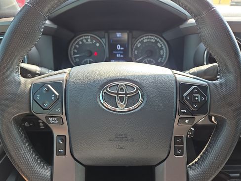 Used 2019 Toyota Tacoma TRD Off-Road AWD/4WD image 24