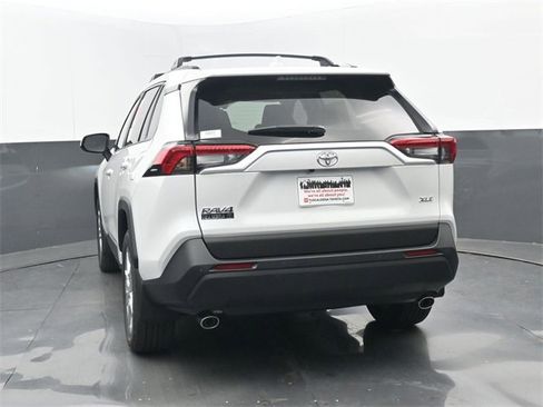 New 2025 Toyota RAV4 XLE Premium w/ Weather Package image 19